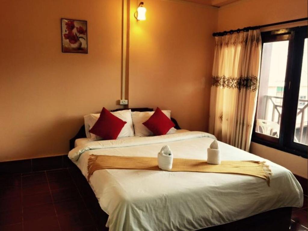 Happy River View Hotel Vang Vieng Exterior foto