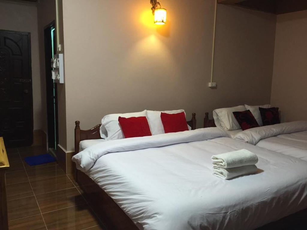 Happy River View Hotel Vang Vieng Exterior foto