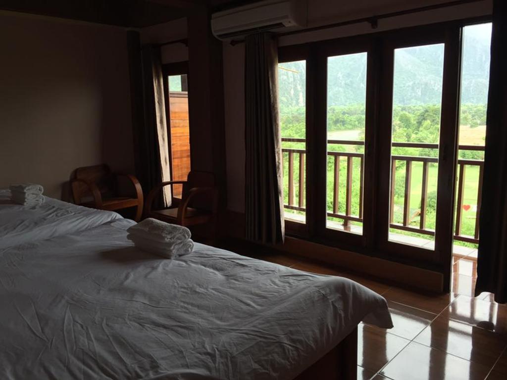 Happy River View Hotel Vang Vieng Exterior foto